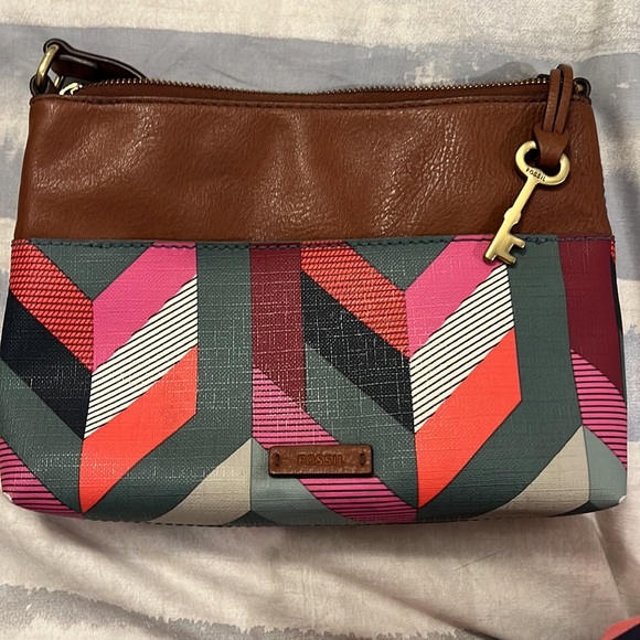 Fossil Fiona Small Crossbody In Chevron Blue - Picture 5 of 7